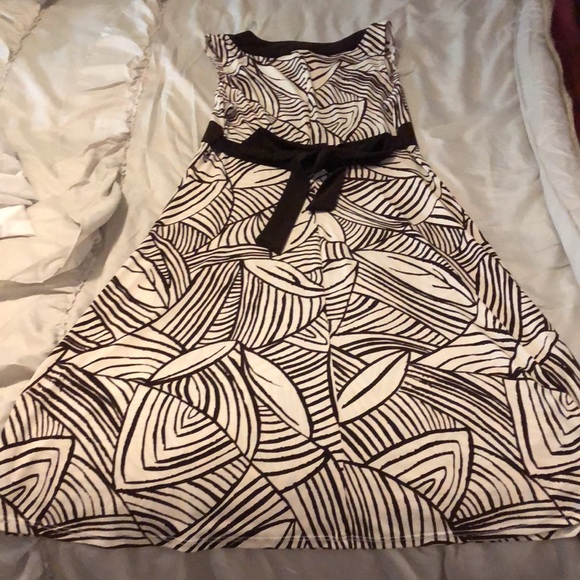 Brown and cream Dress with tie back - Picture 4 of 5